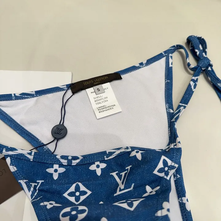 スーパーコピー シャネル 水着