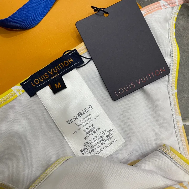 スーパーコピー シャネル 水着