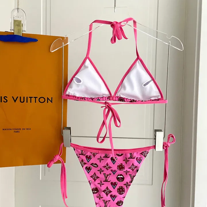 スーパーコピー シャネル 水着