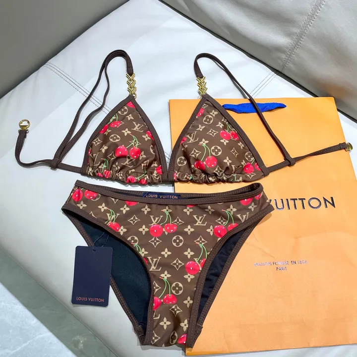 スーパーコピー シャネル 水着