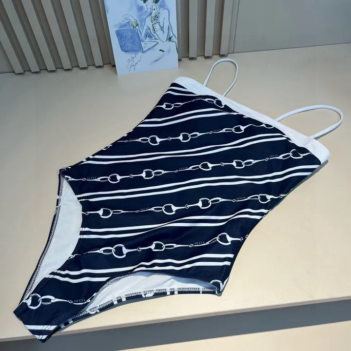 スーパーコピー ルイヴィトン 水着