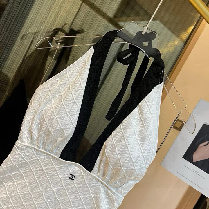 スーパーコピー シャネル 水着