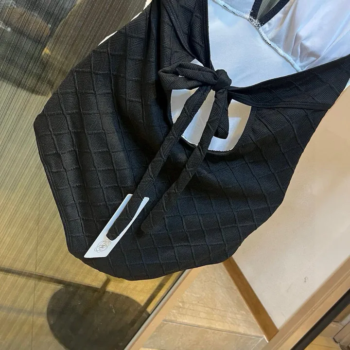 スーパーコピー シャネル 水着