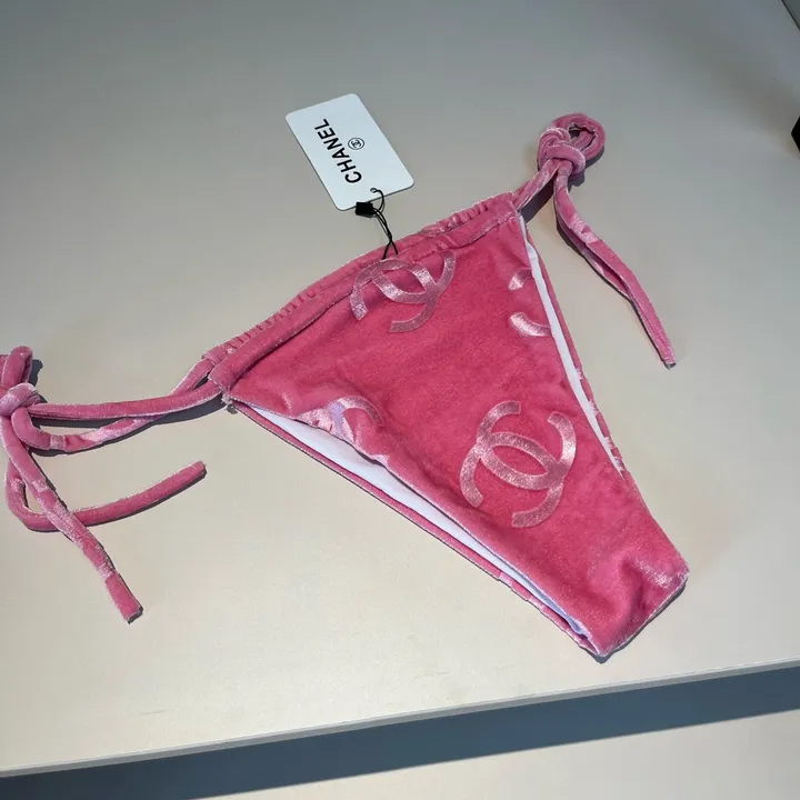 スーパーコピー シャネル 水着