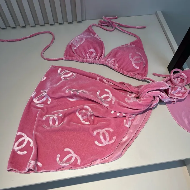 スーパーコピー シャネル 水着