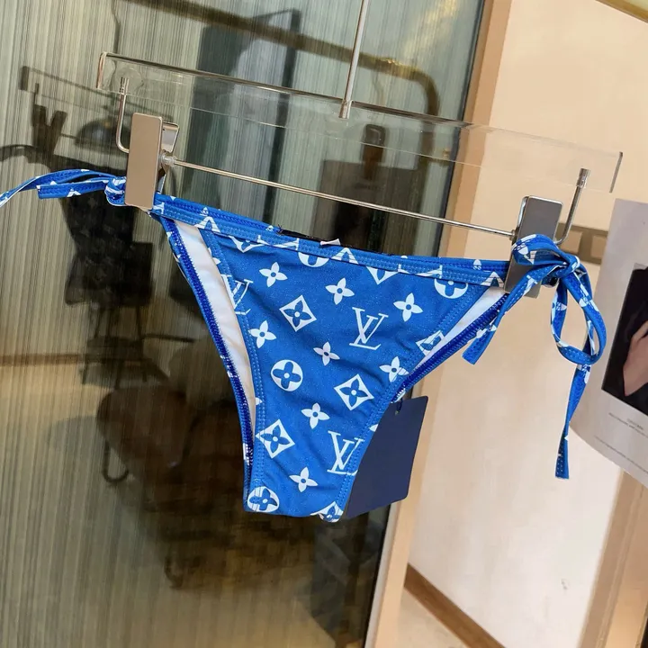 スーパーコピー シャネル 水着