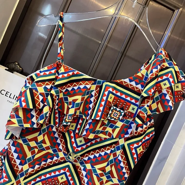 スーパーコピー ヴァレンティノ 水着