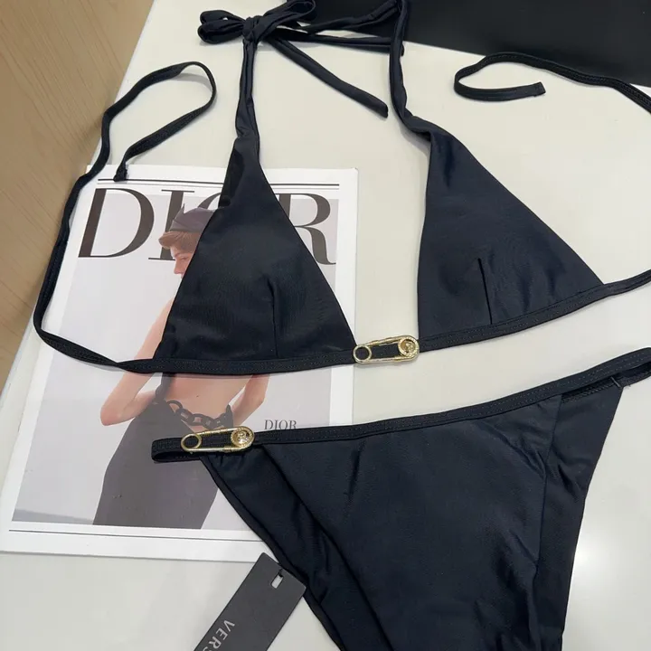 スーパーコピー シュプリーム 水着