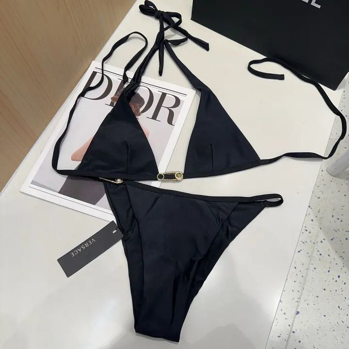 スーパーコピー シュプリーム 水着