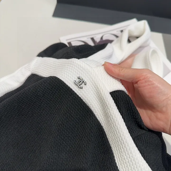 スーパーコピー シャネル 水着