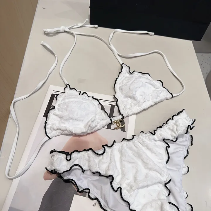 スーパーコピー シャネル 水着