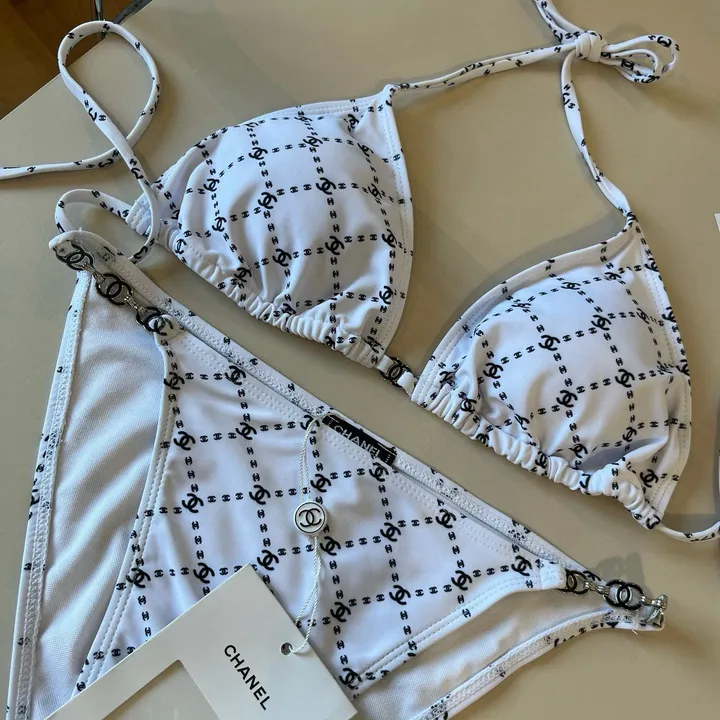 スーパーコピー シャネル 水着
