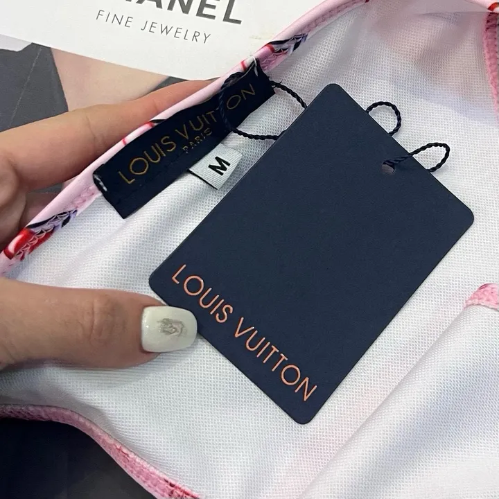 スーパーコピー シャネル 水着