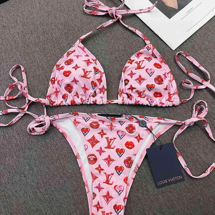 スーパーコピー シャネル 水着