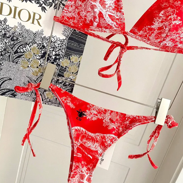 スーパーコピー グッチ 水着