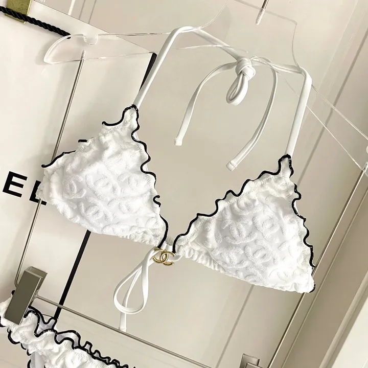 スーパーコピー シャネル 水着