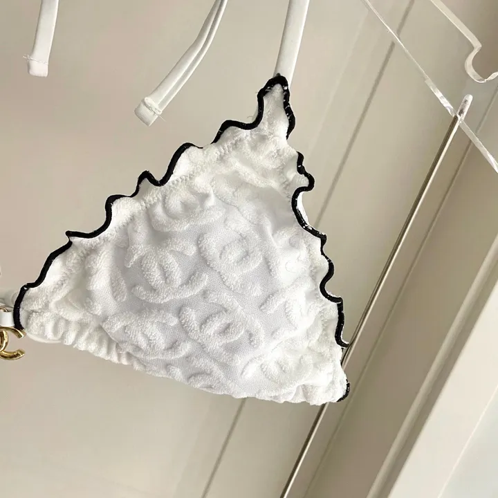 スーパーコピー シャネル 水着