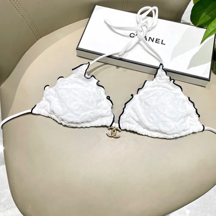 スーパーコピー シャネル 水着