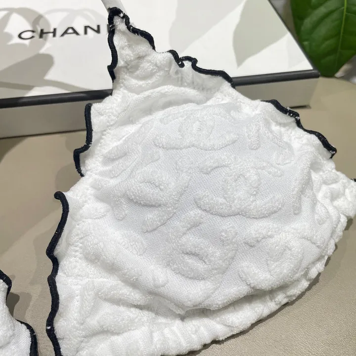 スーパーコピー シャネル 水着