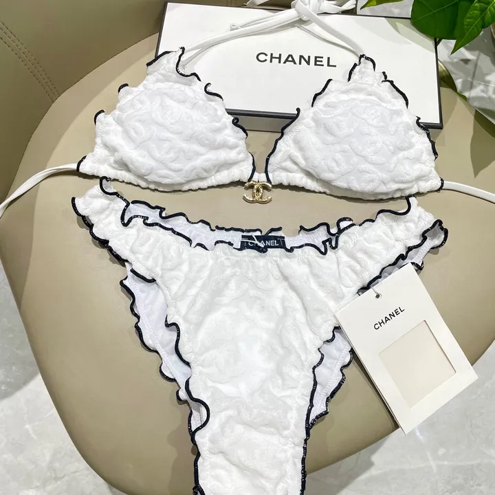 スーパーコピー シャネル 水着