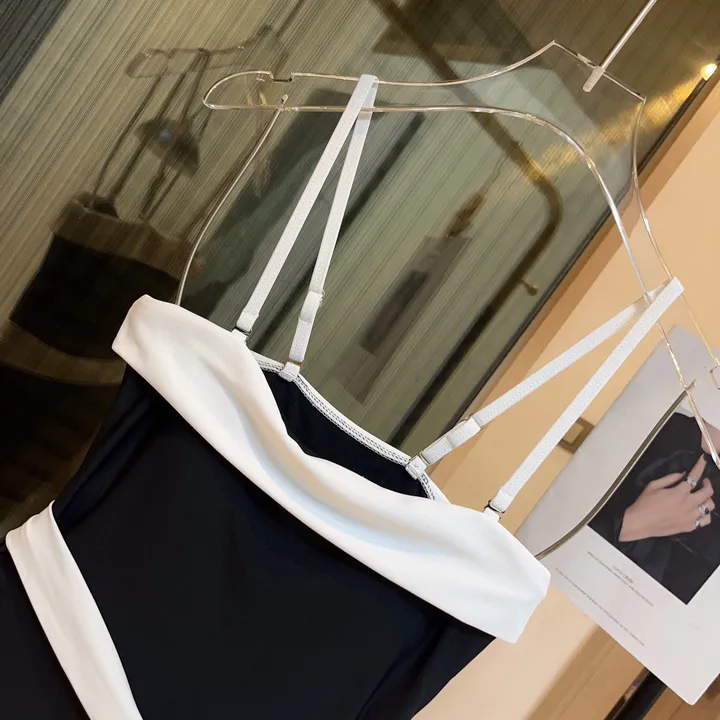 スーパーコピー シャネル 水着