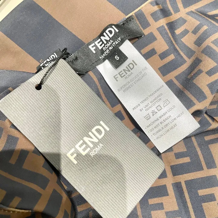 スーパーコピー フェンディ 水着