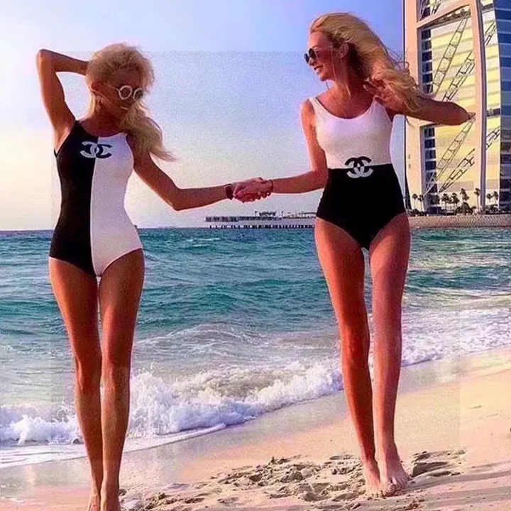 スーパーコピー シャネル 水着