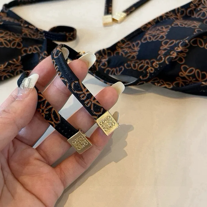 スーパーコピー ロエベ 水着