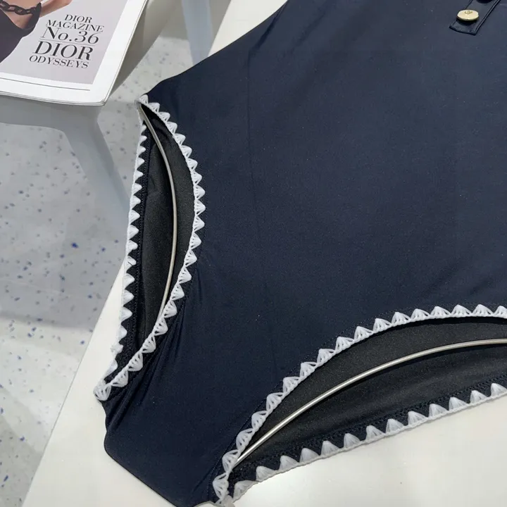 スーパーコピー シャネル 水着