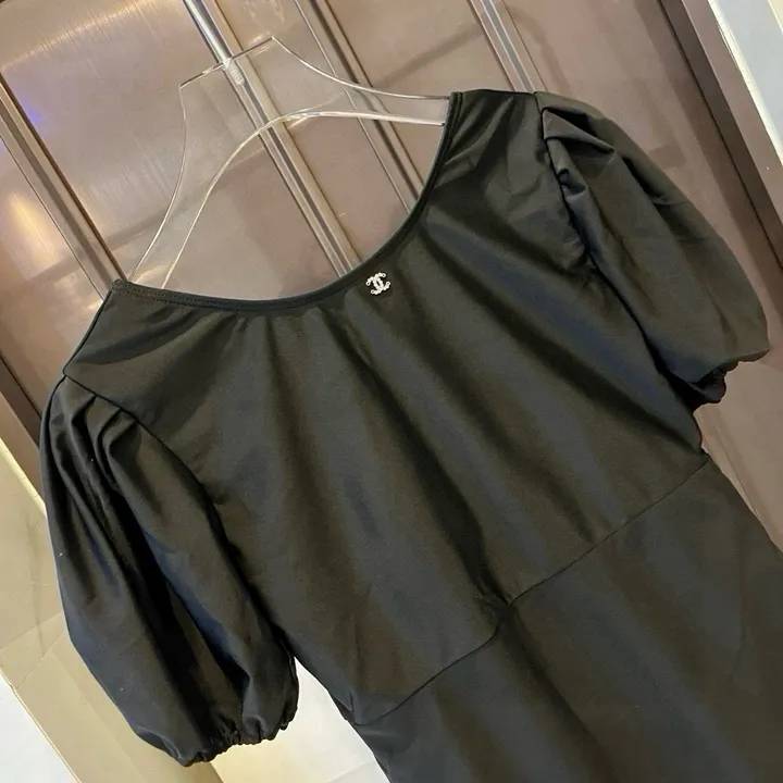 スーパーコピー シャネル 水着