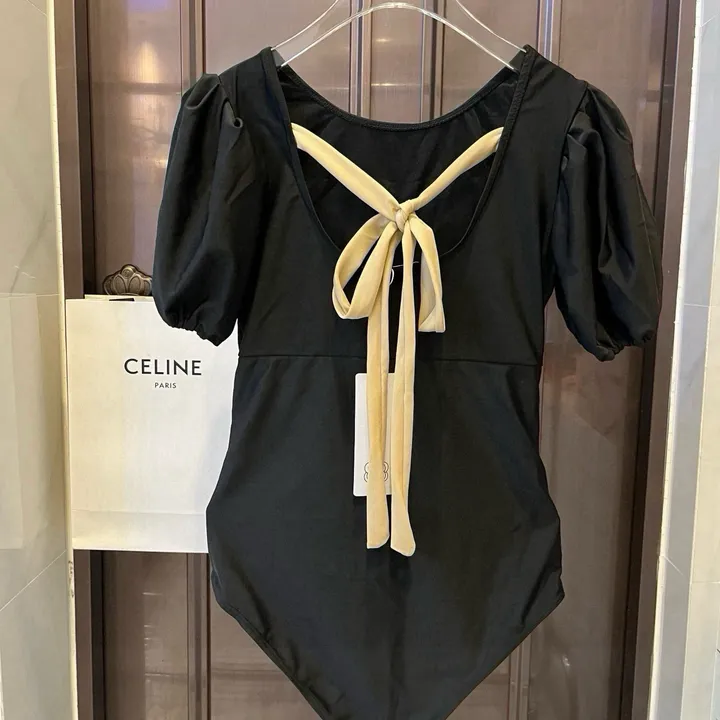 スーパーコピー シャネル 水着