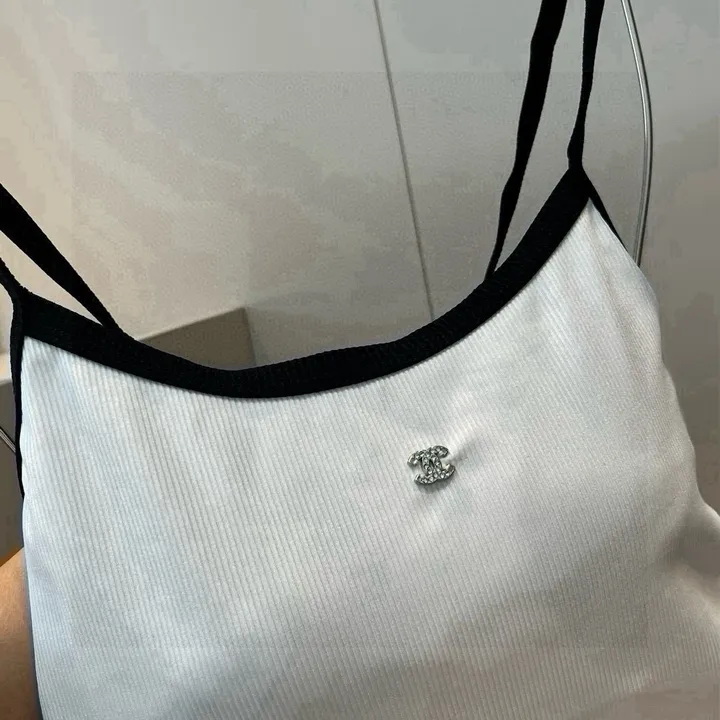 スーパーコピー シャネル 水着