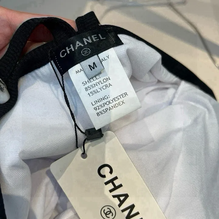 スーパーコピー シャネル 水着