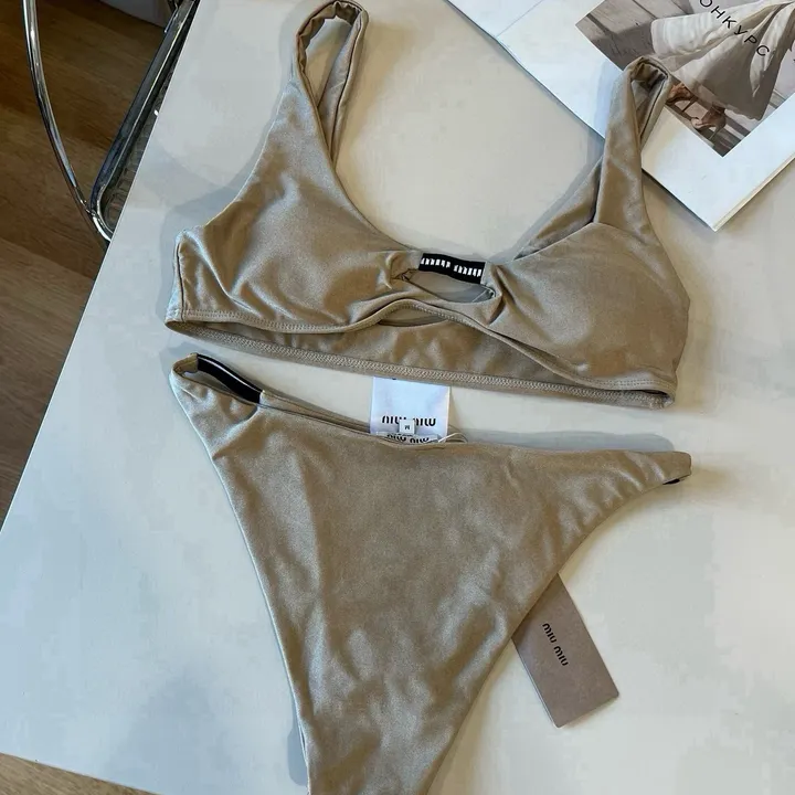 スーパーコピー 川久保玲 水着