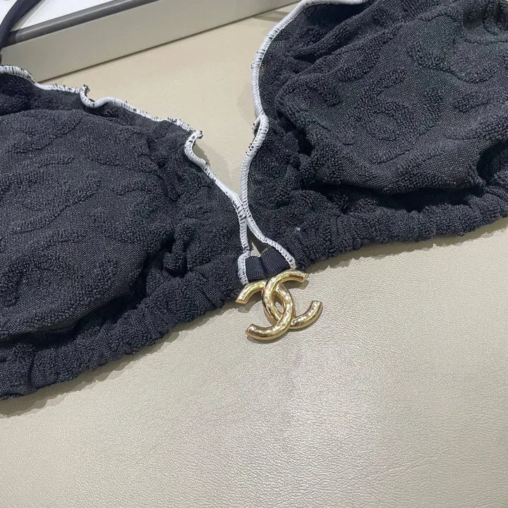 スーパーコピー シャネル 水着