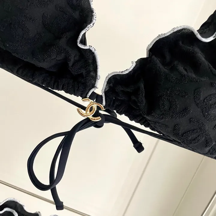 スーパーコピー シャネル 水着