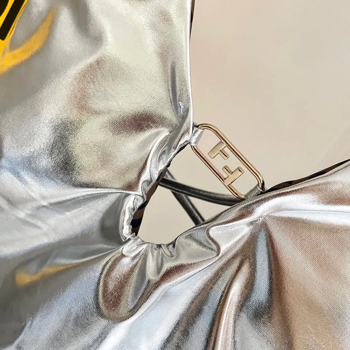 スーパーコピー フェンディ 水着