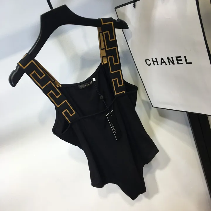 スーパーコピー シュプリーム 水着