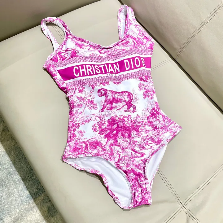 スーパーコピー グッチ 水着