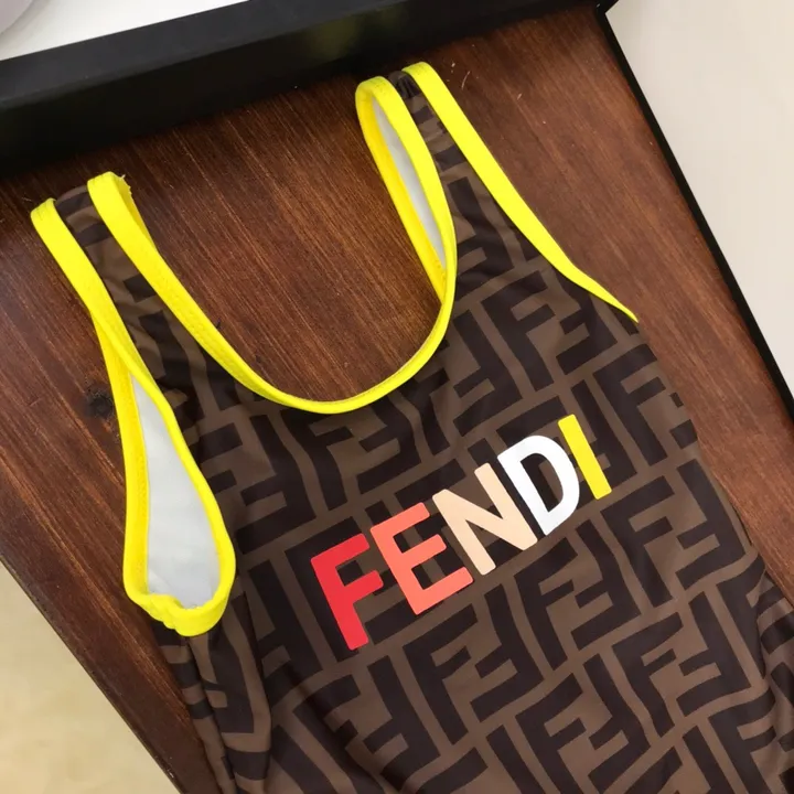 スーパーコピー フェンディ 水着