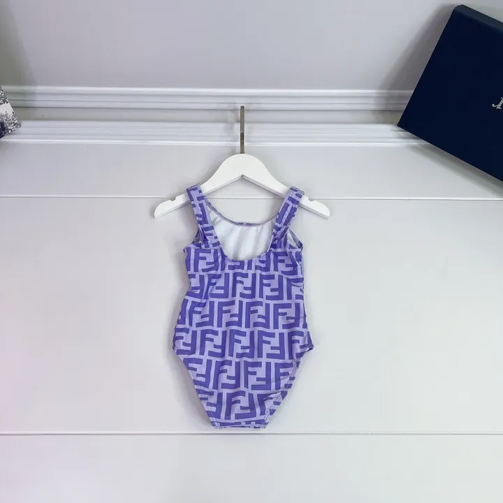 スーパーコピー フェンディ 水着