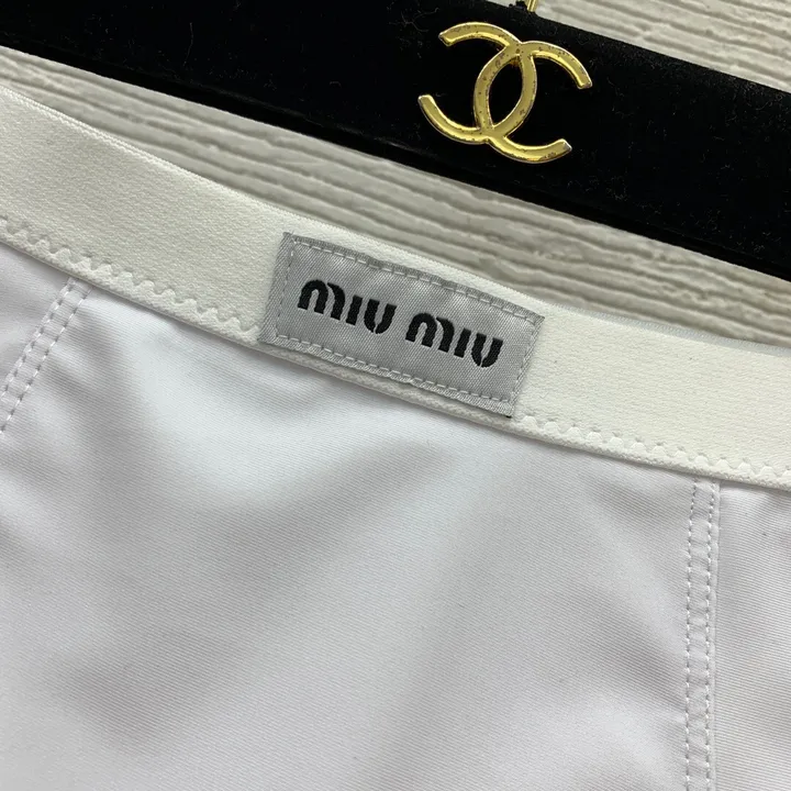 スーパーコピー ミュウミュウ 水着