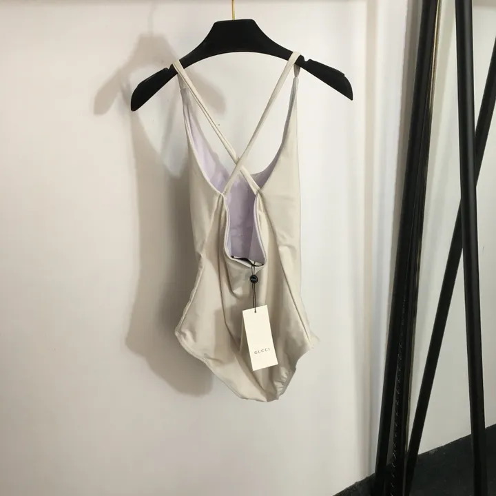 スーパーコピー グッチ 水着