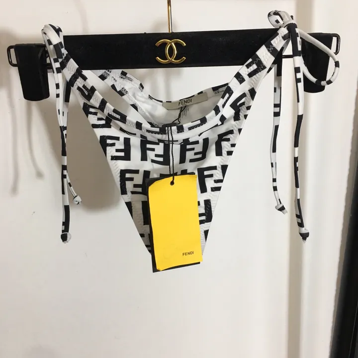 スーパーコピー フェンディ 水着