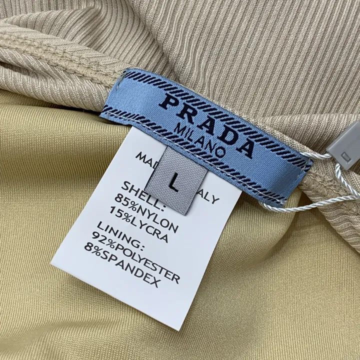 スーパーコピー バレンシアガ 水着