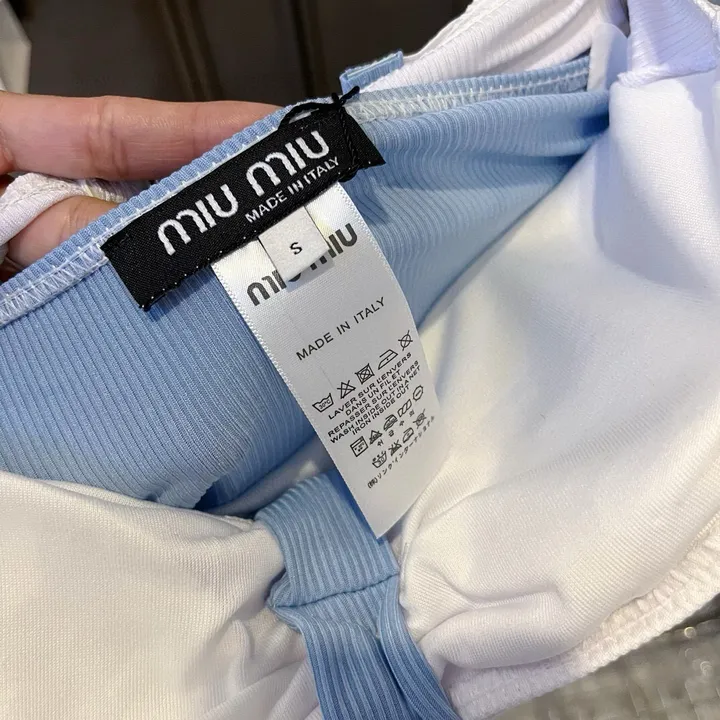 スーパーコピー ミュウミュウ 水着