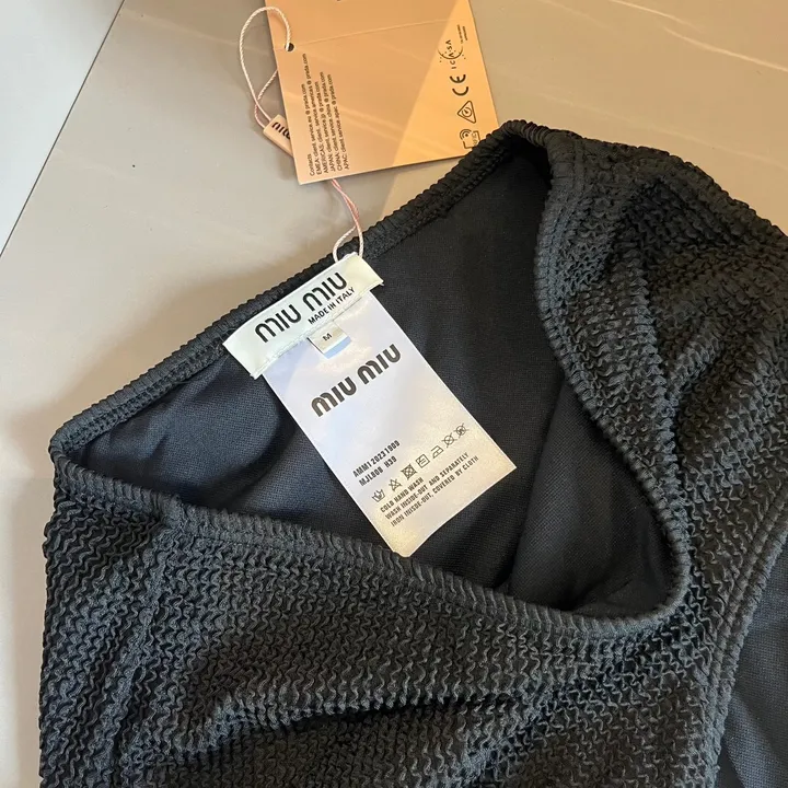 スーパーコピー ミュウミュウ 水着