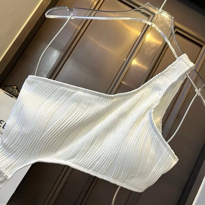 スーパーコピー ミュウミュウ 水着