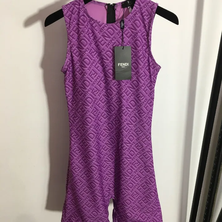 スーパーコピー フェンディ 水着