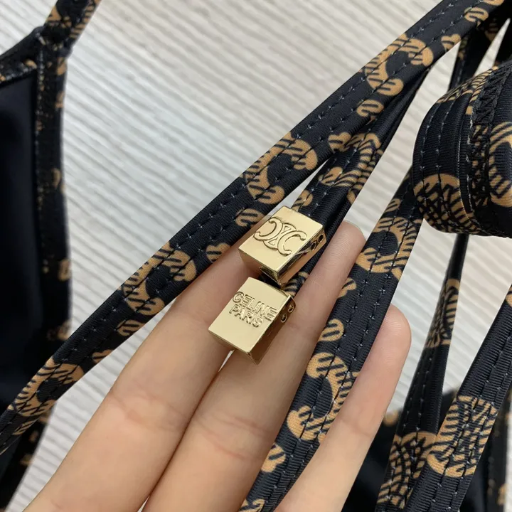 スーパーコピー ロエベ 水着